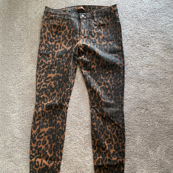Joe’s Jeans Leopard print jeans - Picture 1 of 4